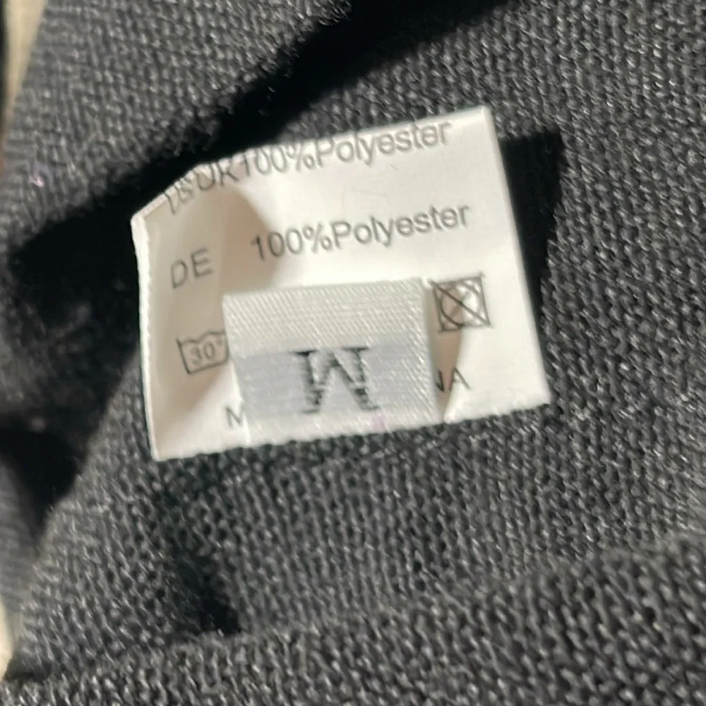 EUC Black Superhero cape with tie - Picture 5 of 8